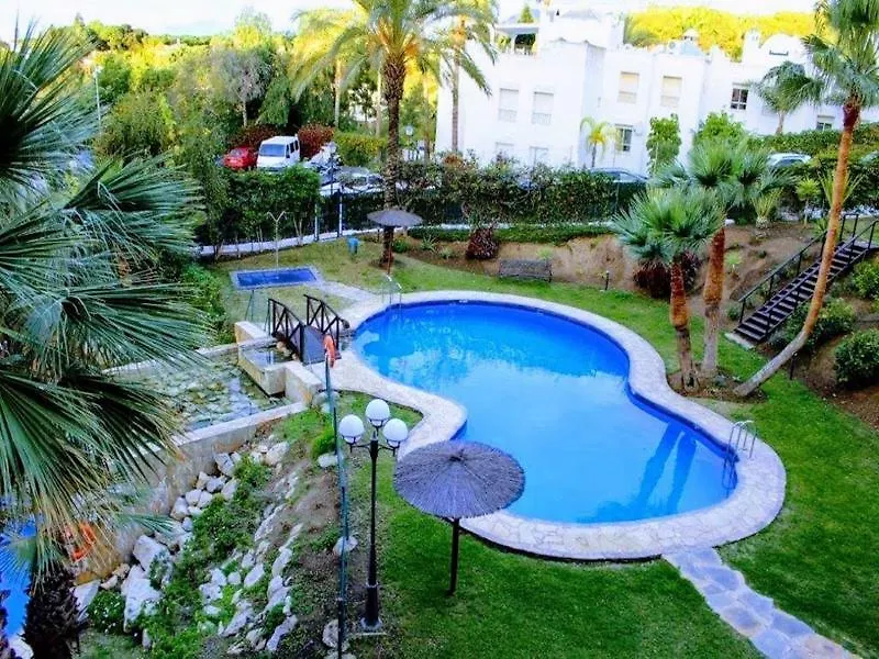 Blue Kingfisher Apartment Марбелья